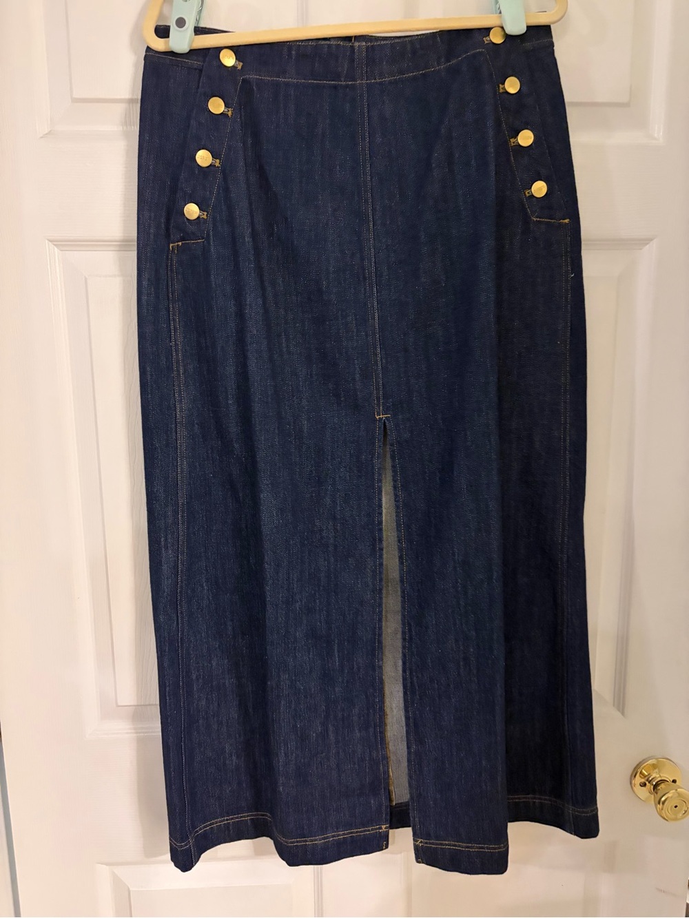 J.Crew Button-Front Denim Midi Skirt Dark Rinse size 31 CC930 front slit